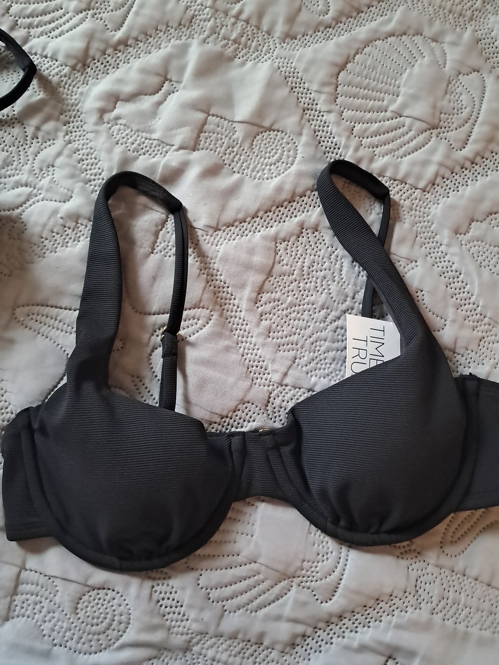 Time and Tru Black Underwire T-Shirt Bra